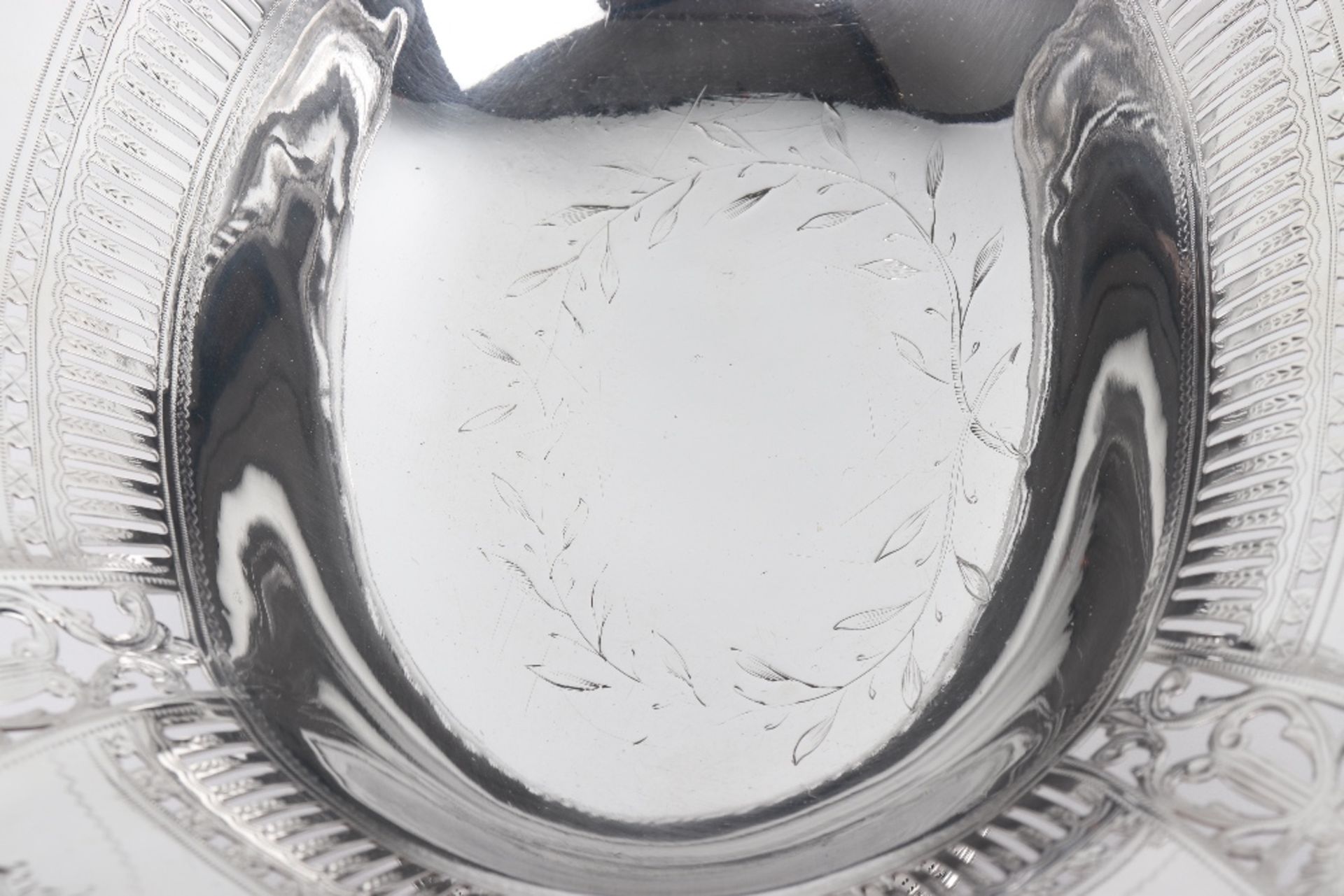 An Irish silver basket, Joseph Jackson, Dublin 1800 - Image 11 of 14