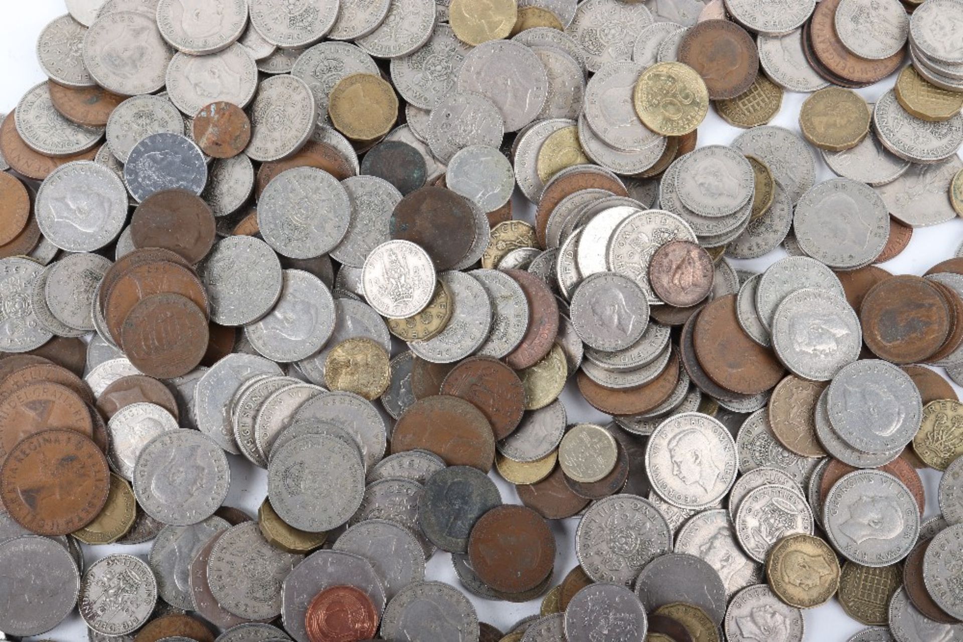 A quantity of post 1947 coinage - Bild 2 aus 2