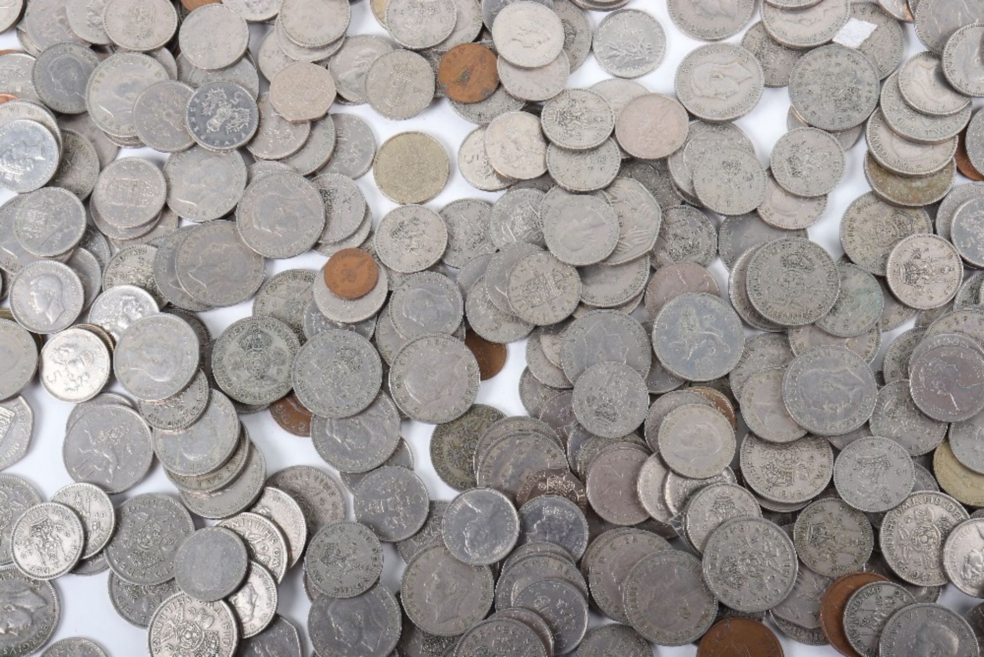 A quantity of post 1947 coinage - Bild 2 aus 3