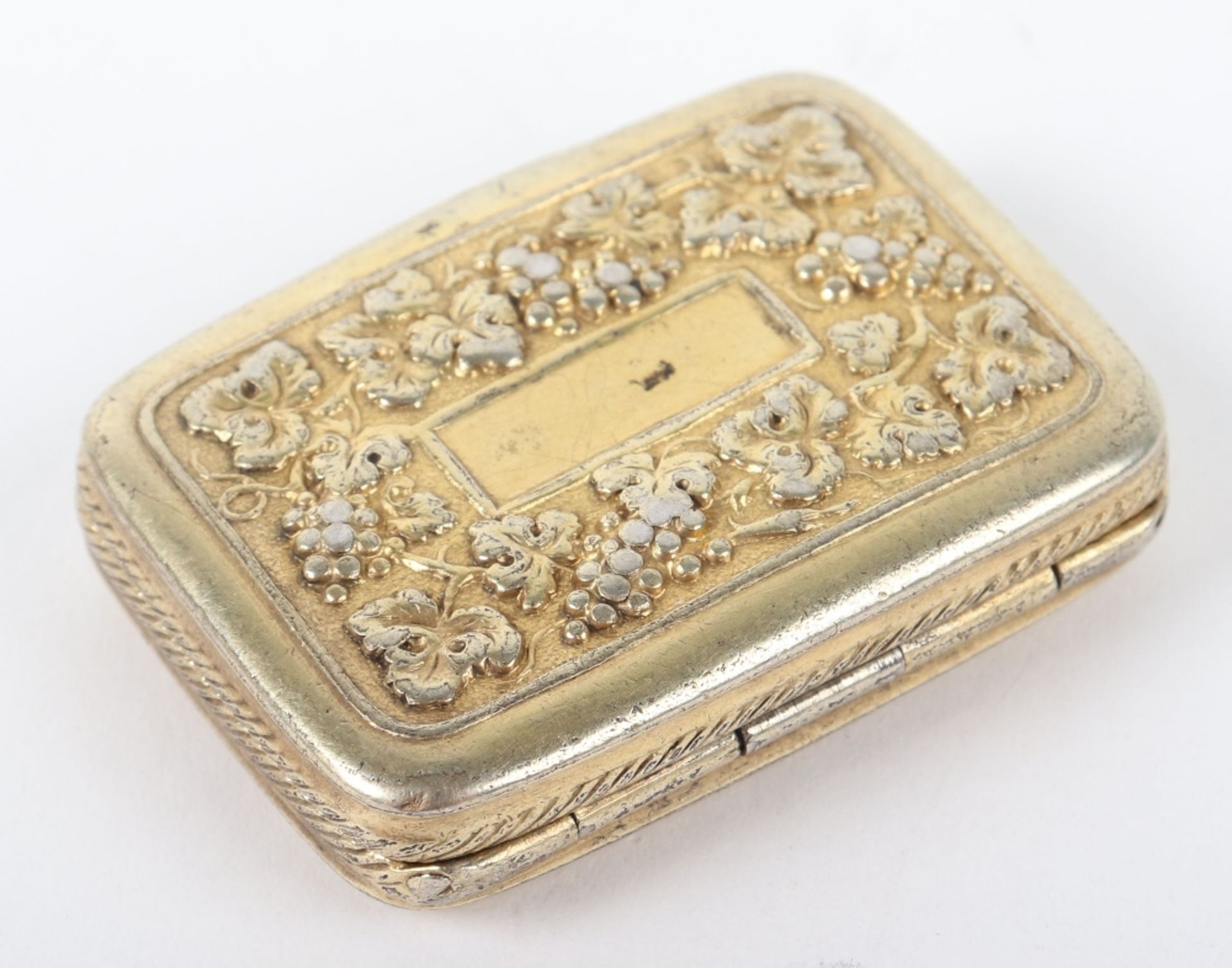 A Regency period silver gilt vinaigrette, Samuel Pemberton, Birmingham 1816 - Image 2 of 6