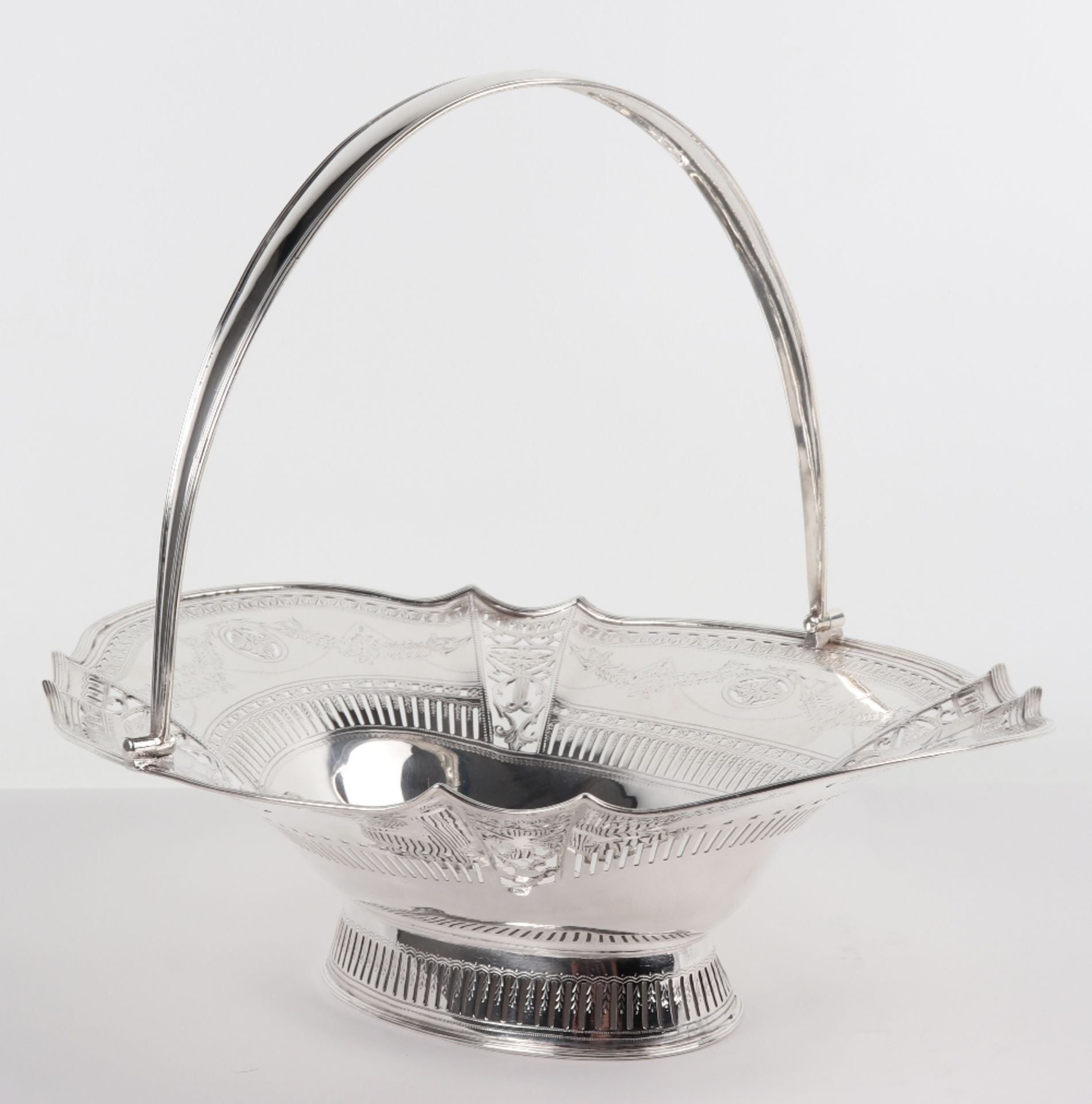 An Irish silver basket, Joseph Jackson, Dublin 1800 - Image 5 of 14