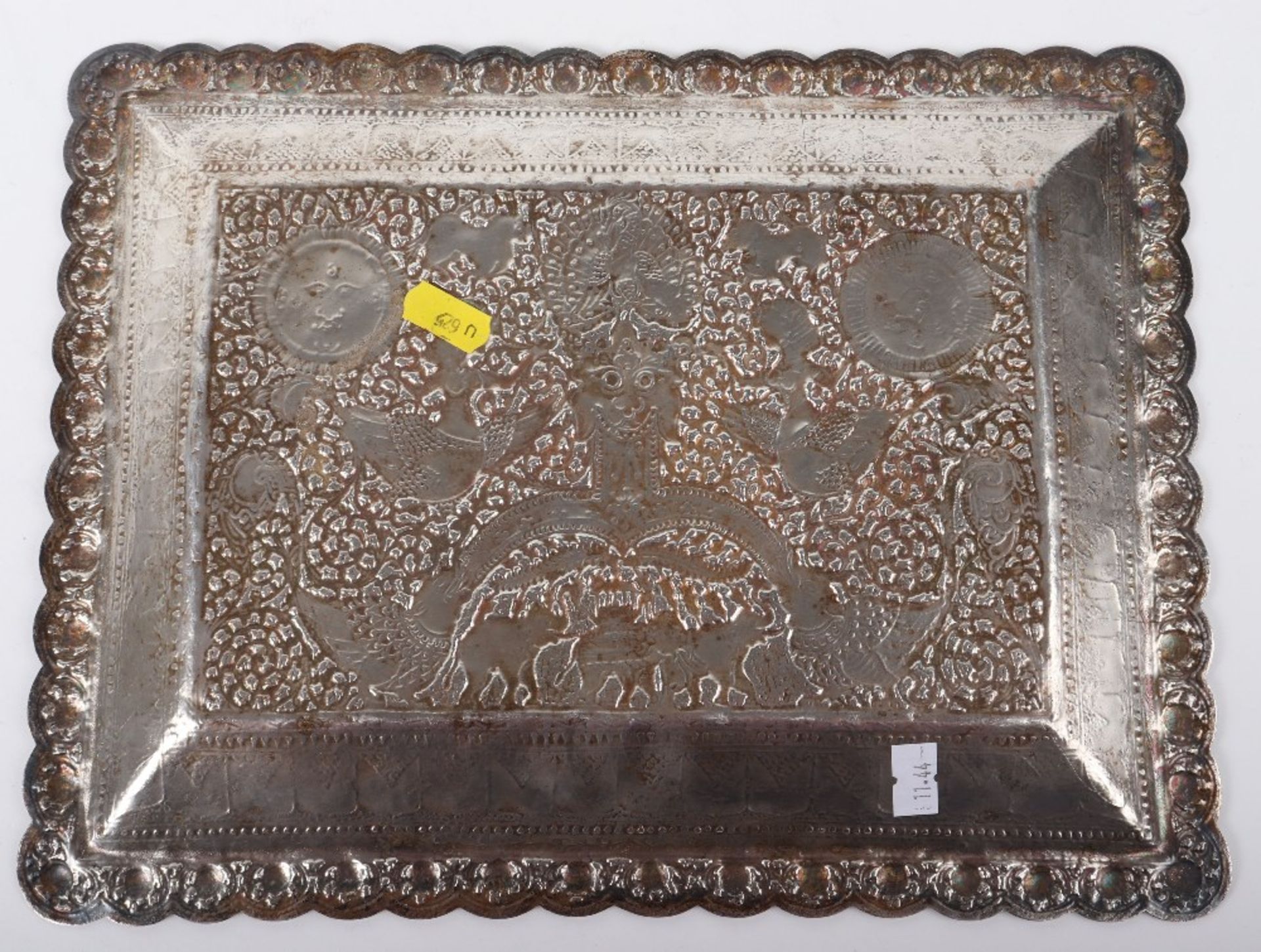 An Indian silver tray - Image 4 of 4