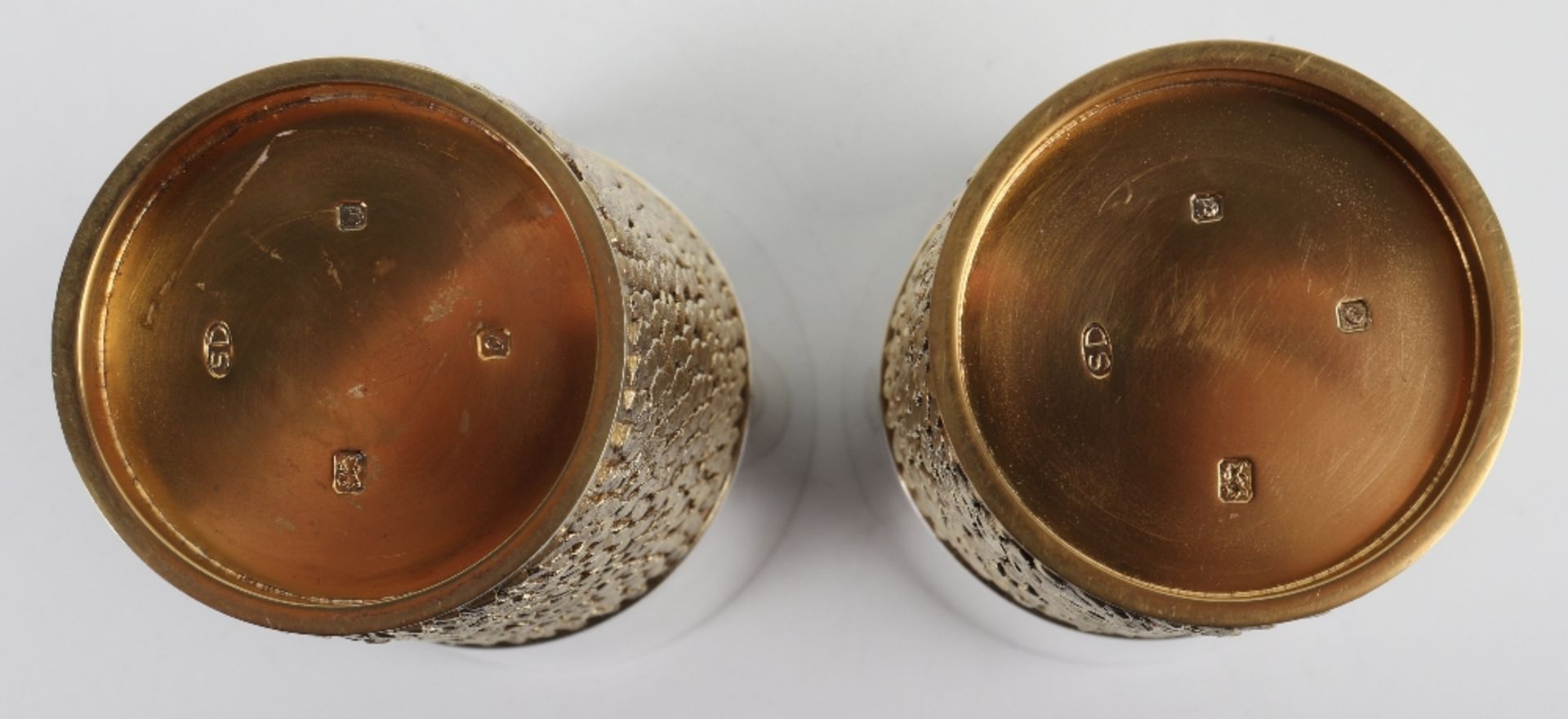 A pair of silver beakers, S Devlin, London 1969 - Bild 7 aus 8