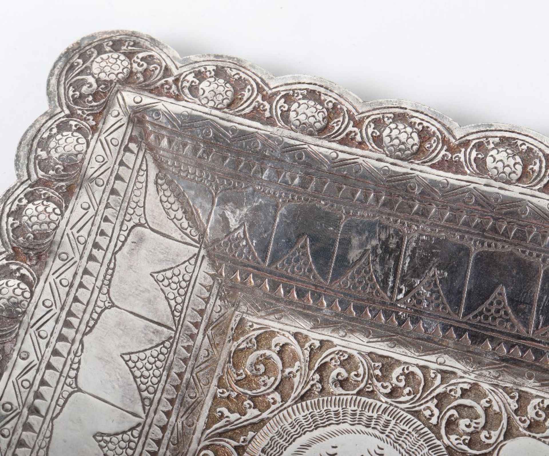 An Indian silver tray - Image 3 of 4