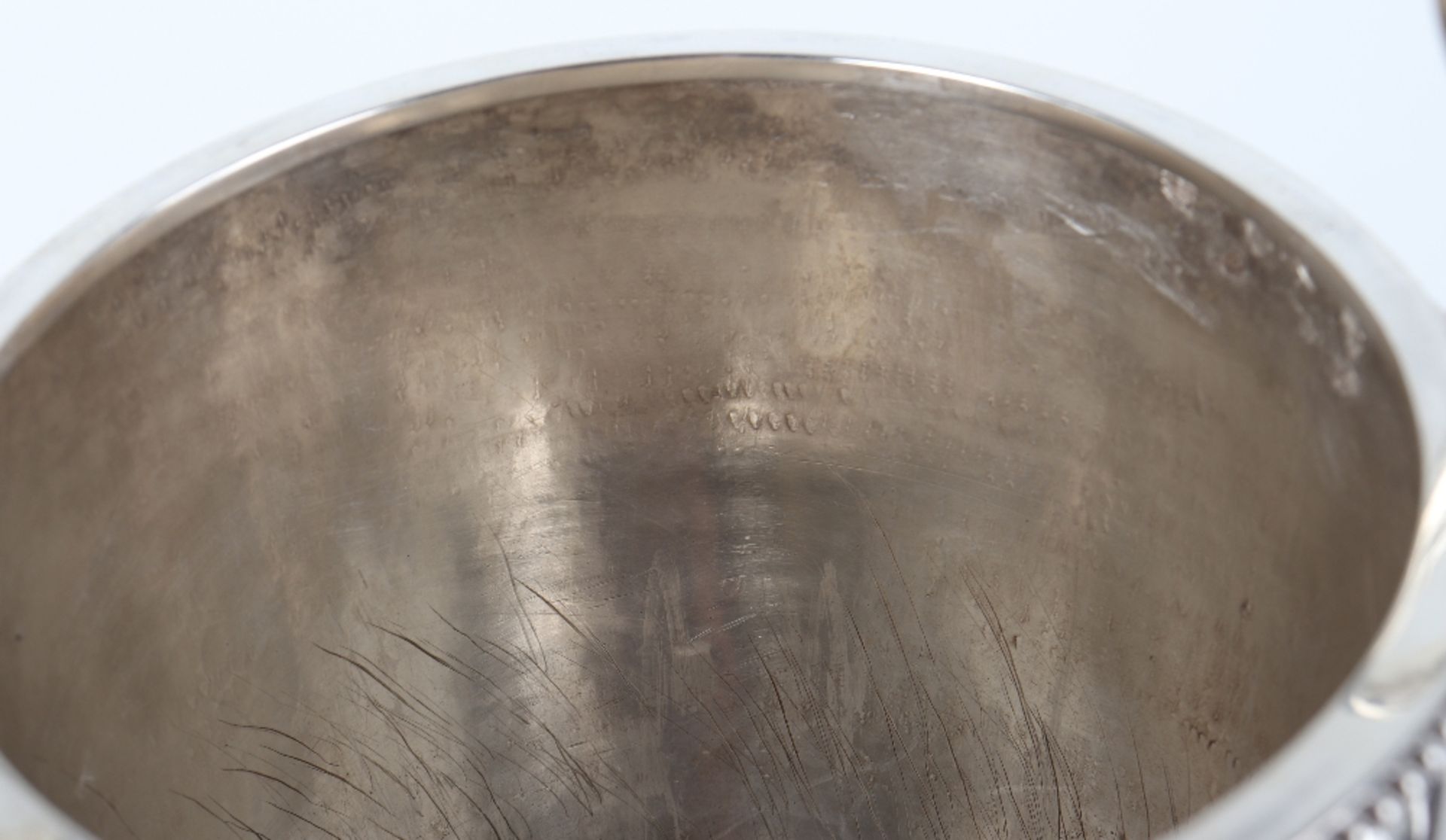 A George III silver coffee urn, Daniel Smith & Robert Sharp, London 1784 - Bild 14 aus 16