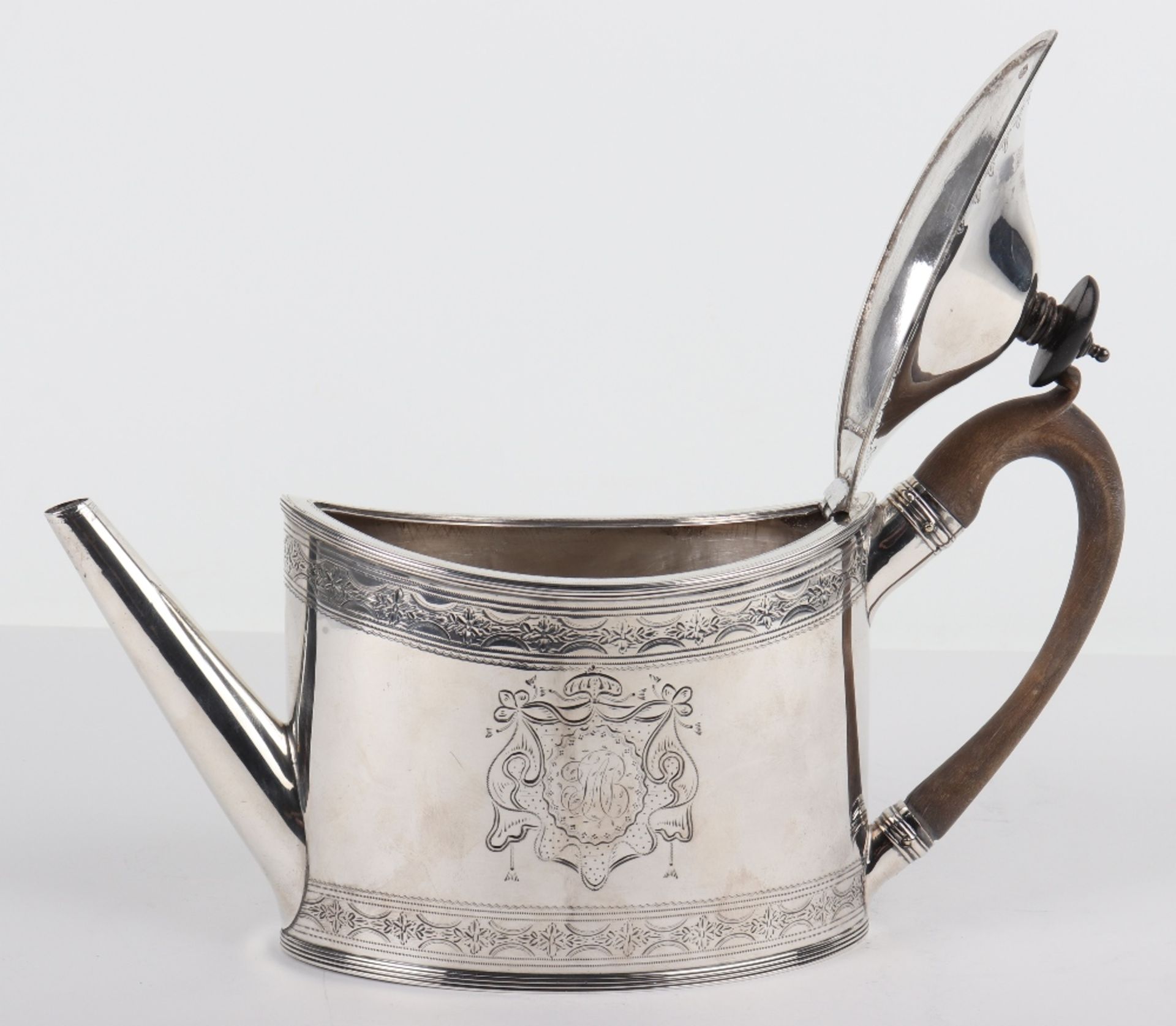 A George III silver teapot, Patrick & Anne Bateman, London 1791 - Bild 7 aus 15