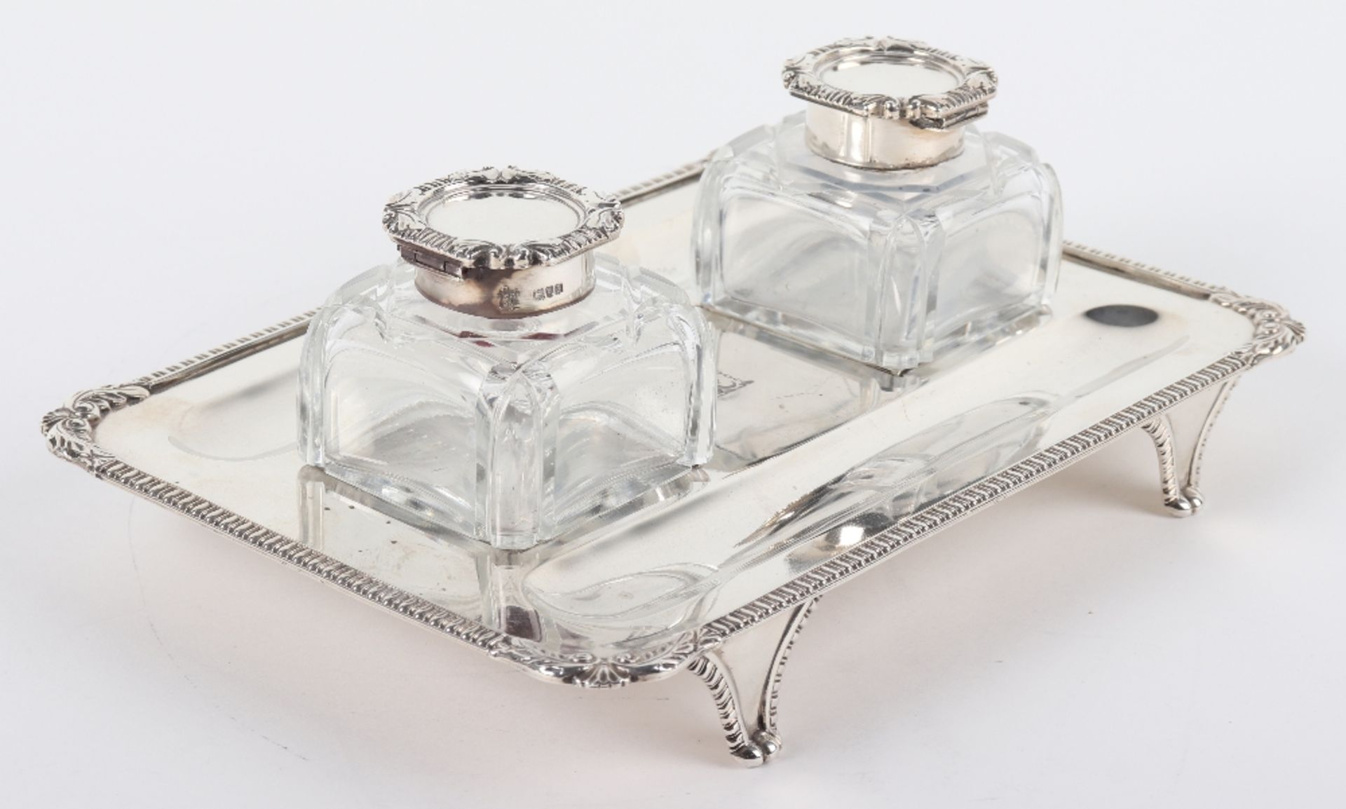 A Victorian silver twin pot inkstand, Gibson & Langman, London 1898 - Image 6 of 15