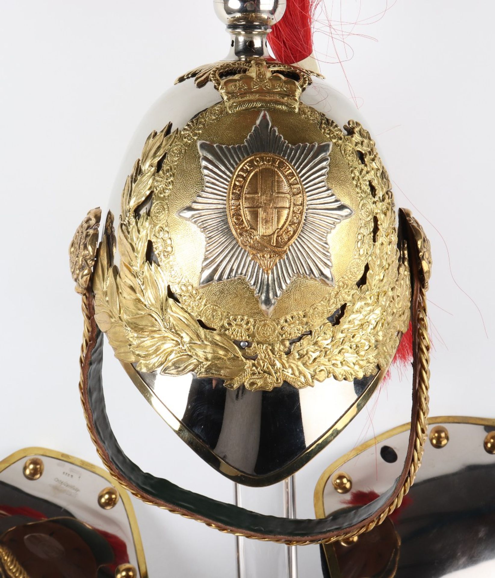 Elizabeth II Royal Horse Guards (Blues & Royals) Household Cavalry Helmet & Cuirass Set - Bild 2 aus 8