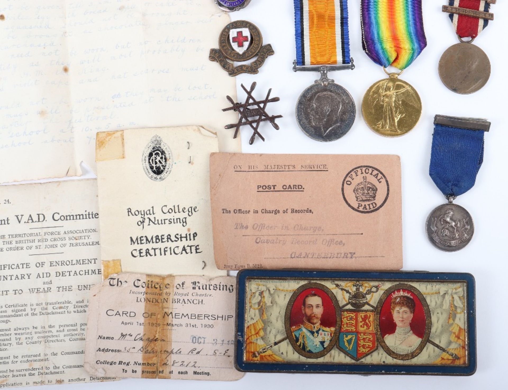 Great War Medal Pair and Nursing Medal Grouping - Bild 2 aus 5