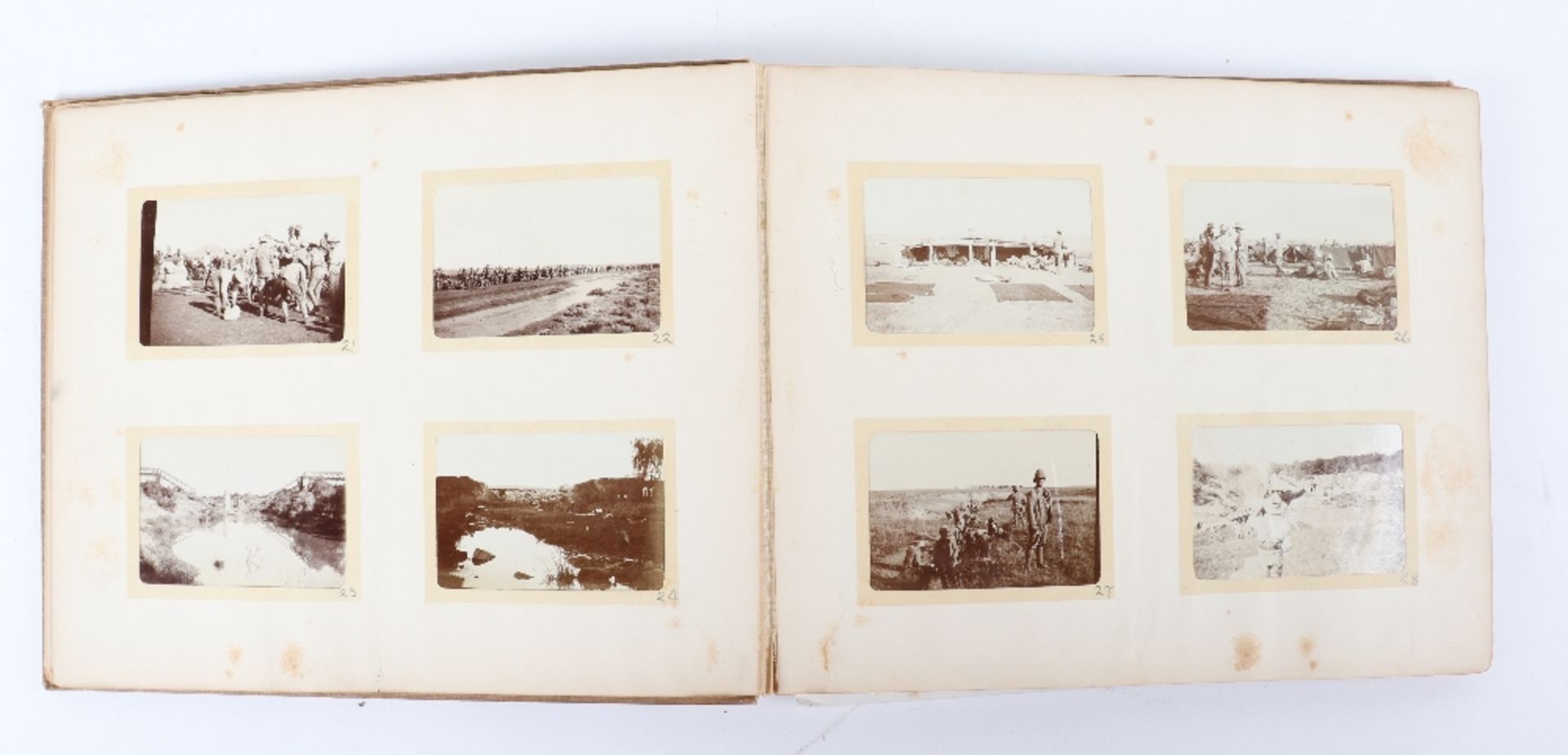 Interesting Boer War Photograph Album compiled by Sergeant F.C.Ager C.I.V (12 th Middlesex R.V.) - Bild 6 aus 20