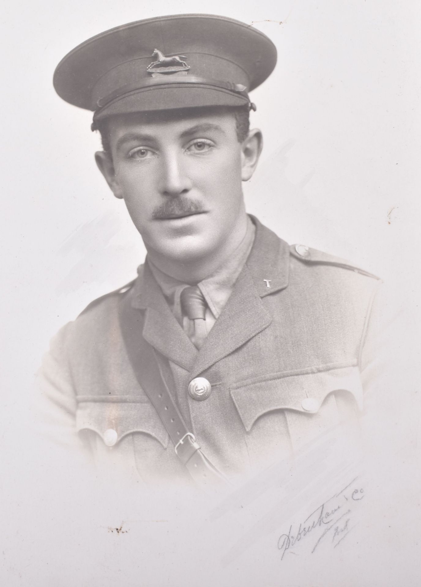 Important Royal Flying Corps Photograph Album for Second Lieutenant Richard Gerrard Ross Allen, late - Bild 2 aus 14