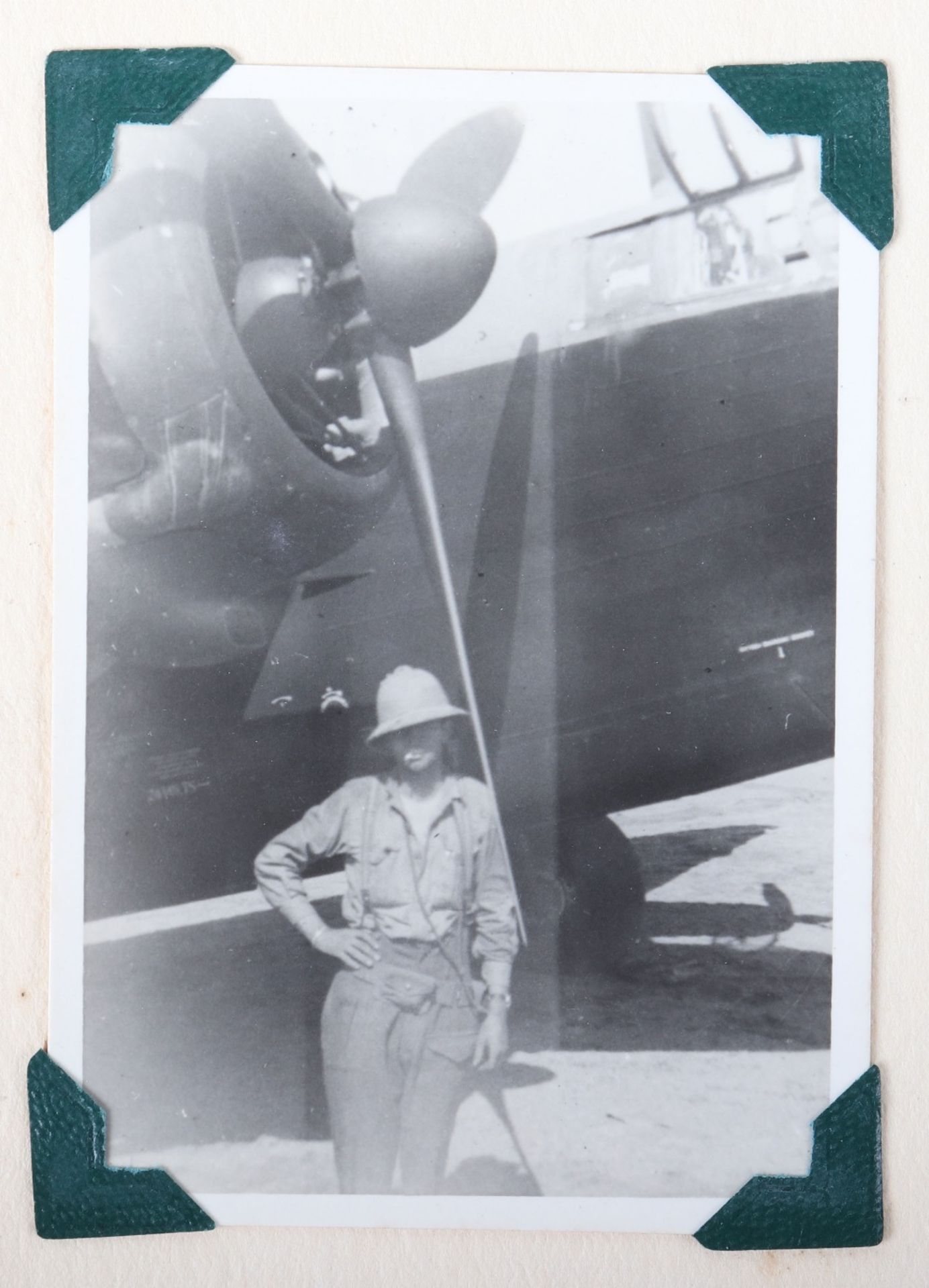 Interesting Collection to RAF Flight Lieut, later Squadron Leader, J.T.Hutton - Bild 12 aus 52