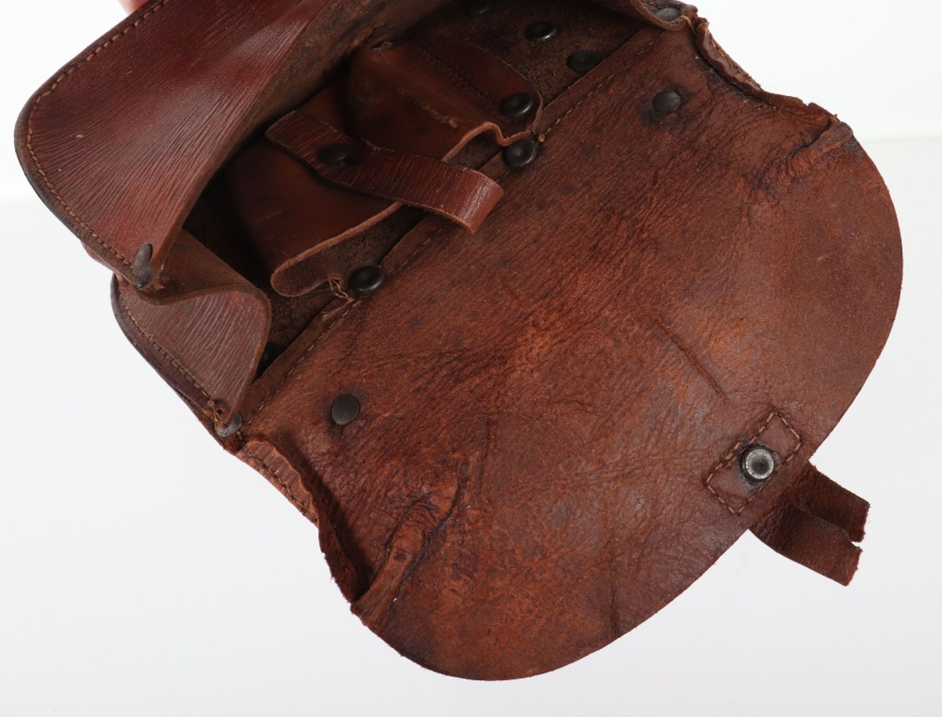 Scarce Pair of 1914 Leather Ammunition Pouches - Image 4 of 4