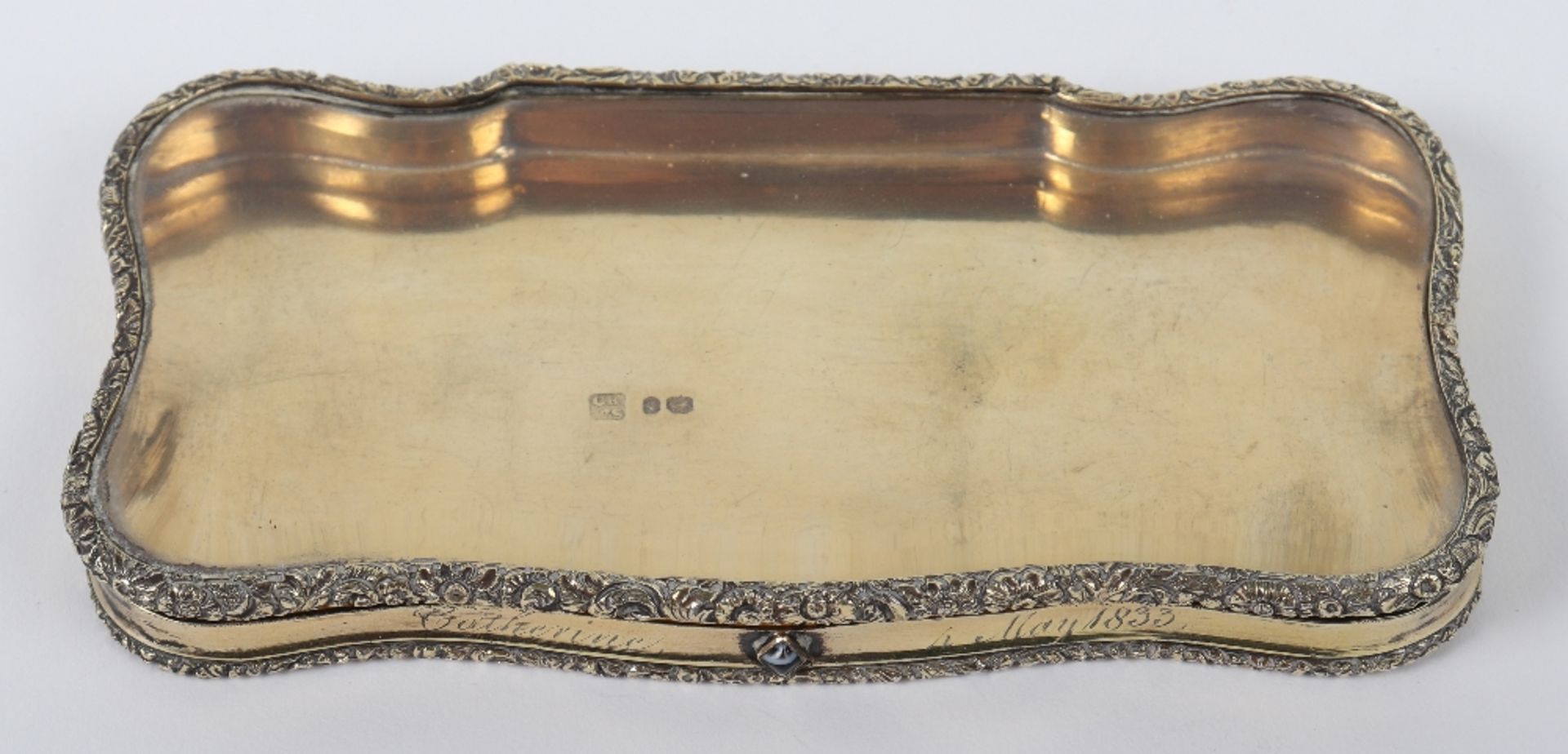 A William IV silver gilt and glass snuff box, Charles Rawlings & William Summers, London 1833