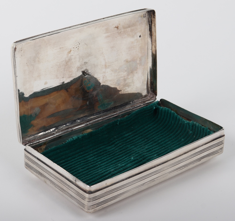 A Dutch silver box, marked DK43 - Image 8 of 9