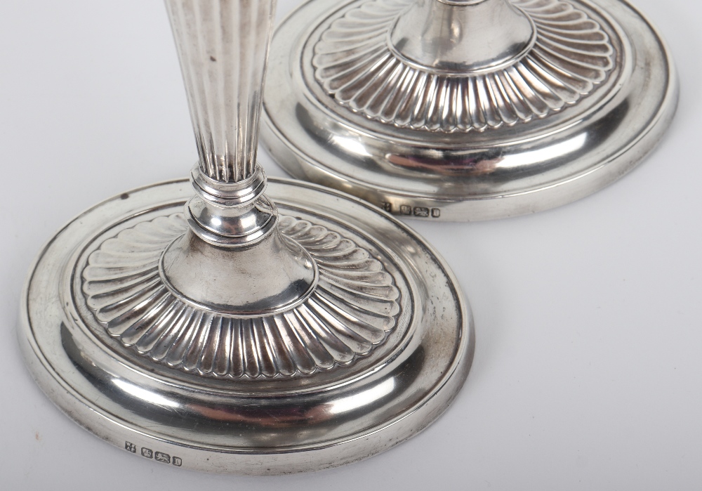 A pair of early 20th century silver candlesticks, Sheffield 1912 - Image 7 of 16