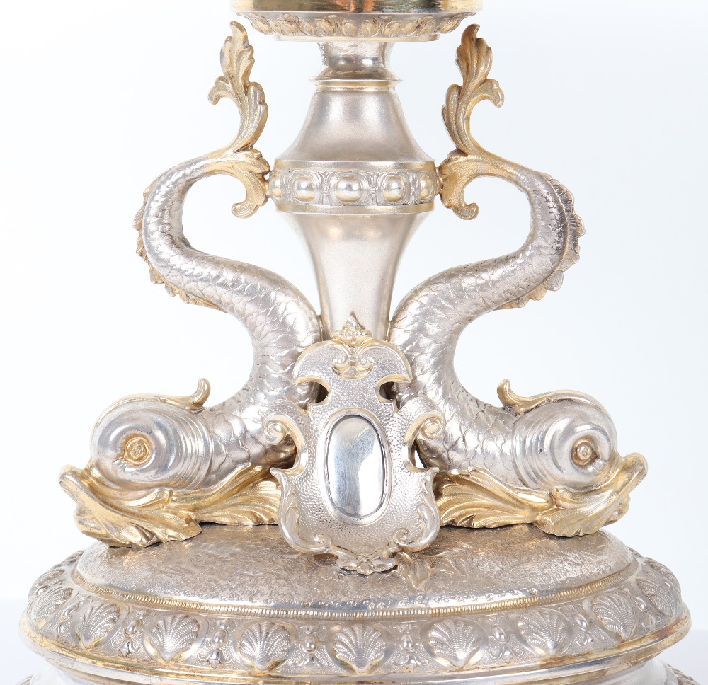A pair of Continental silver gilt tazzas, German early 20th century - Image 2 of 14
