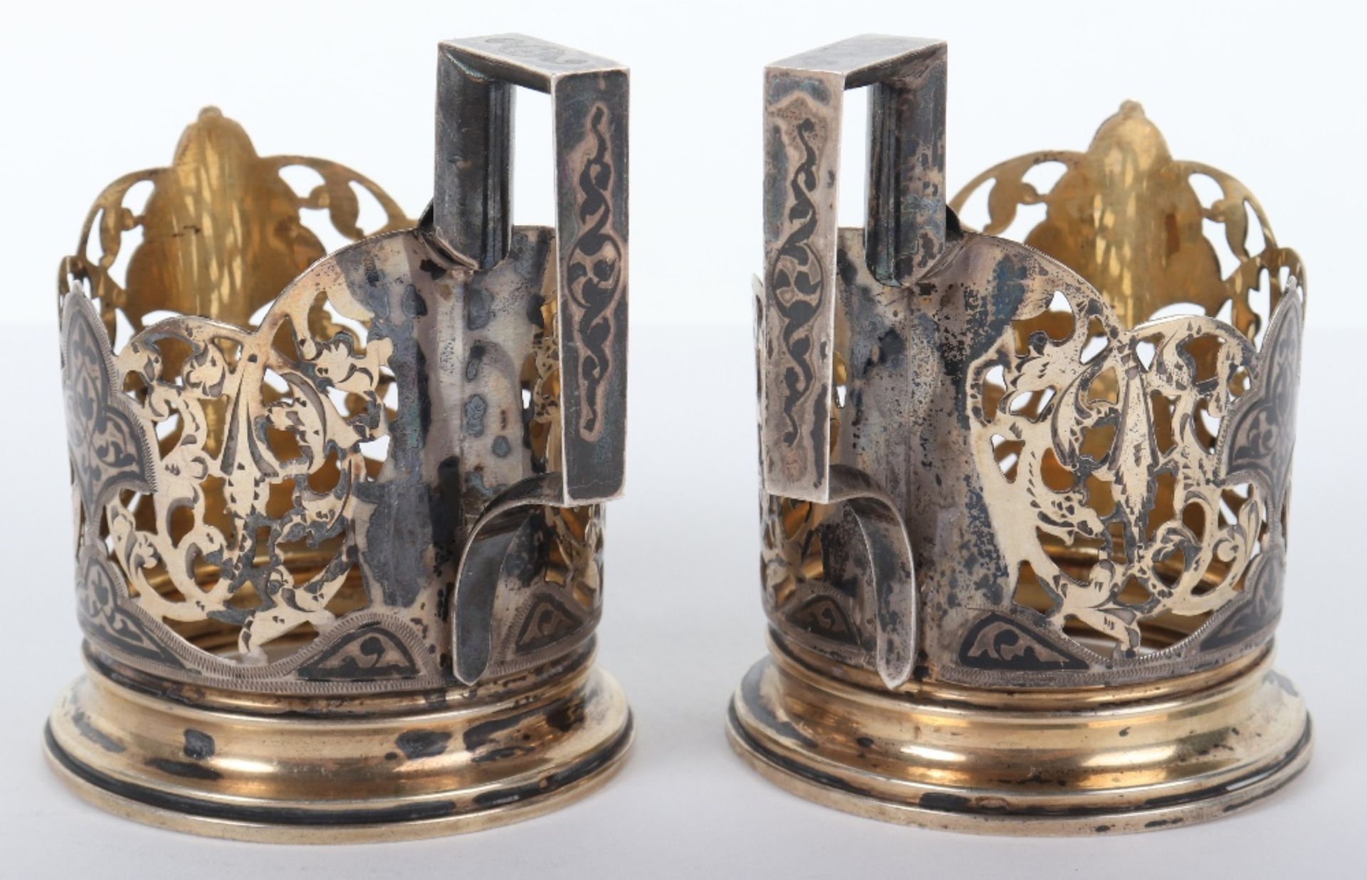 A pair of Russian tea glass holders, unmarked - Bild 2 aus 4