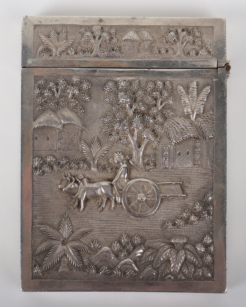 A good and heavy Indian card case, unmarked - Image 2 of 5