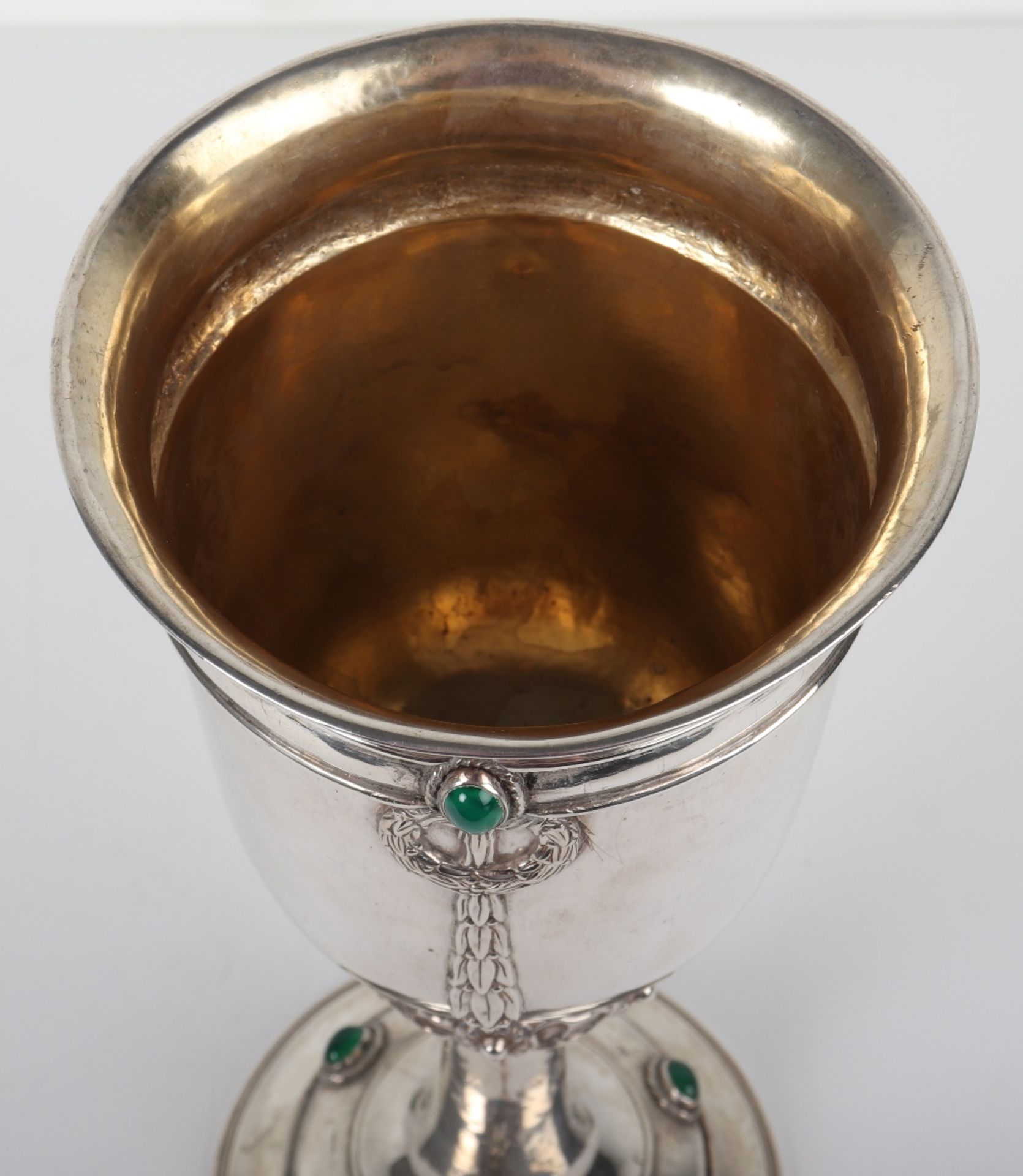 A large Alwyn Carr silver chalice / goblet, London 1907 - Bild 8 aus 8