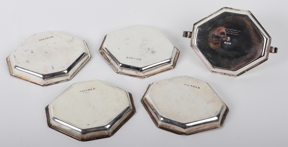 An Art Deco table lighter and dishes, Hukin & Heath, London 1935 - Image 2 of 6