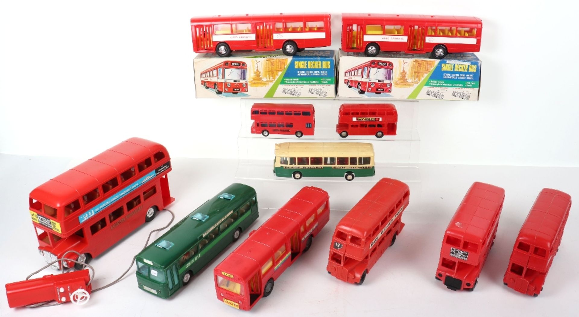 Quantity Of Plastic Model Buses