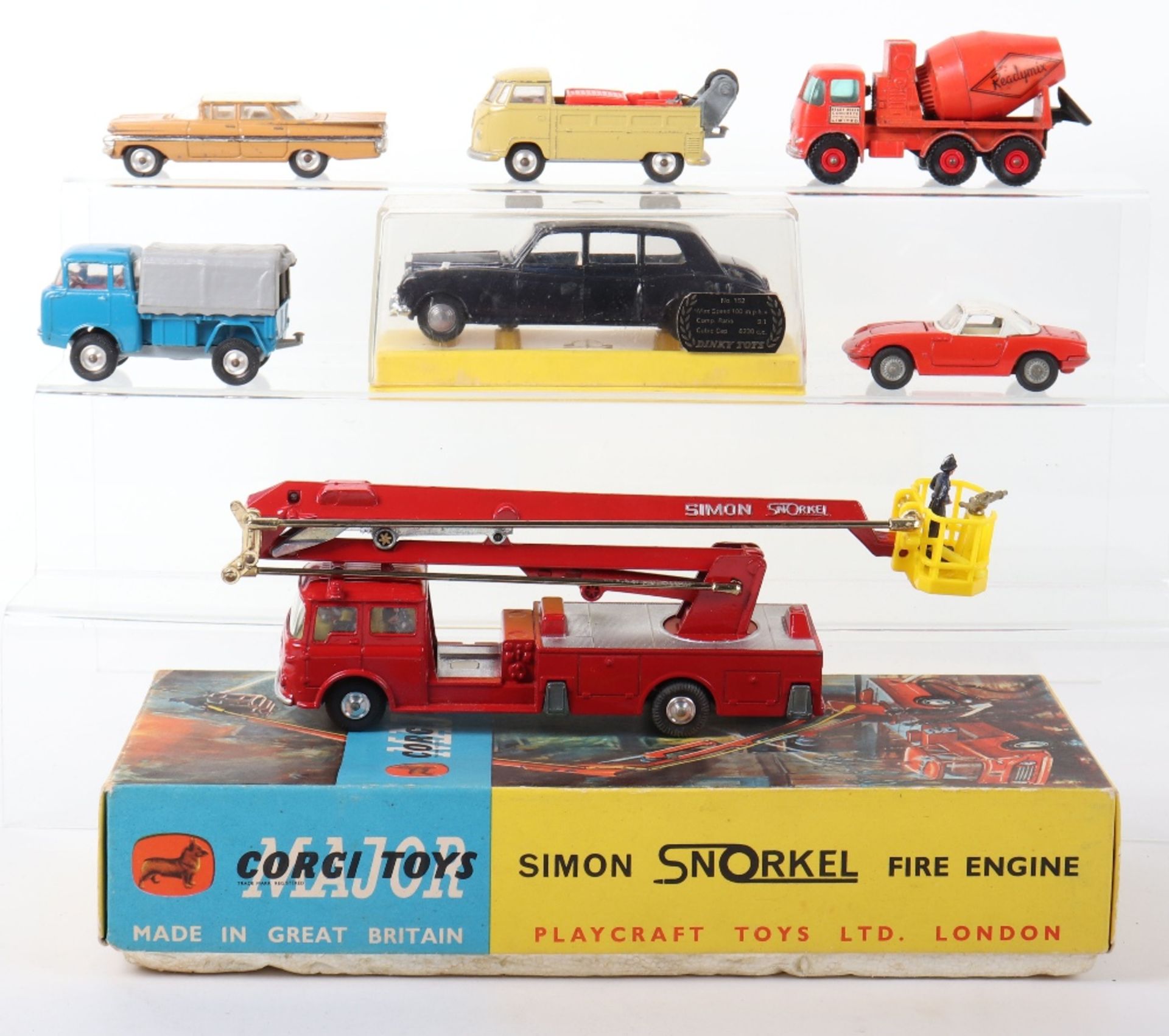Boxed Corgi Major Toys 1127 Simon Snorkel Fire Engine