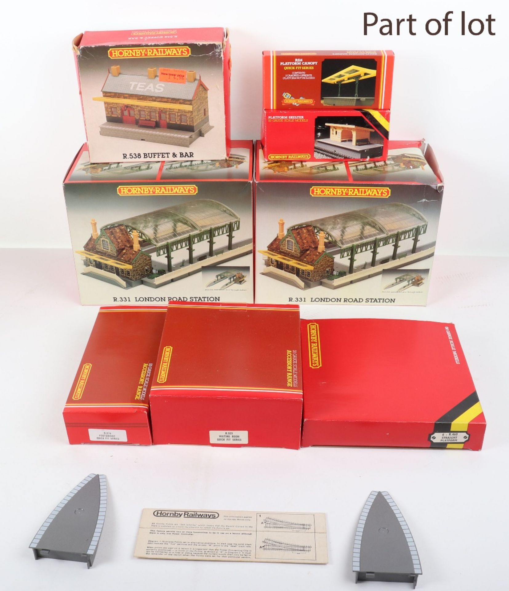 Boxed Hornby Railways 00 gauge train sets and accessories - Image 6 of 7
