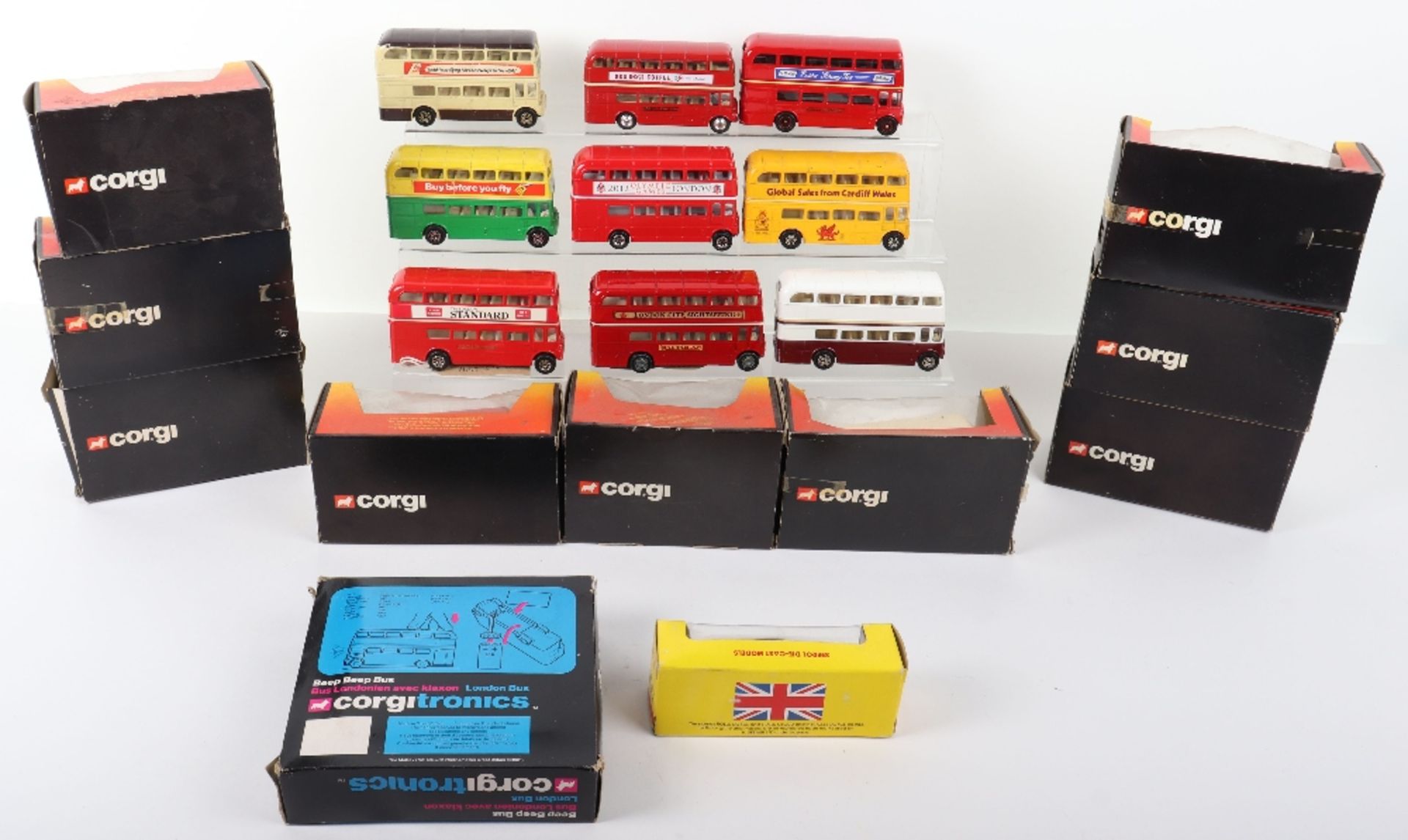 Quantity Of Corgi Toys Buses - Bild 2 aus 2