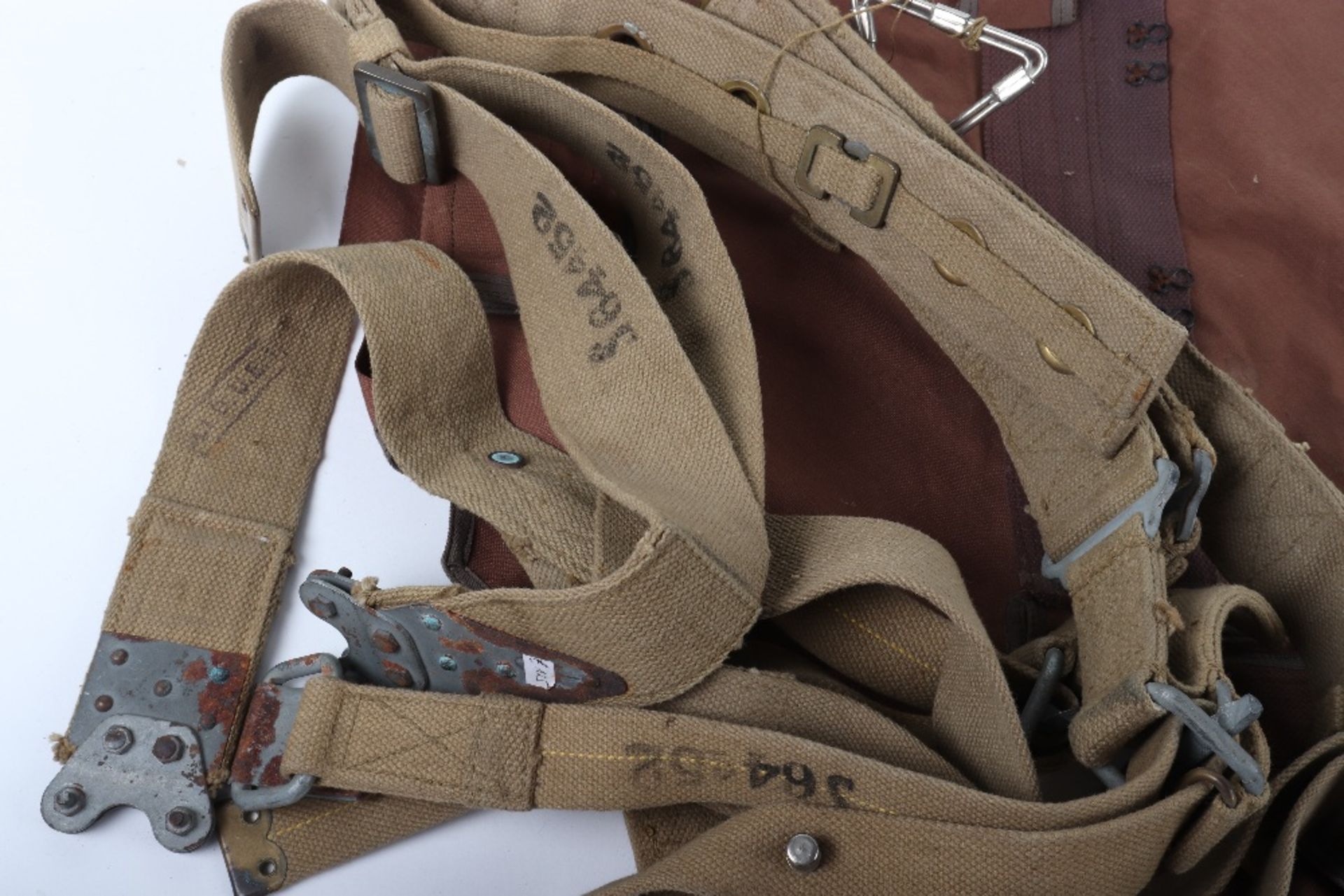 Parachute Harness and Seat - Image 3 of 5