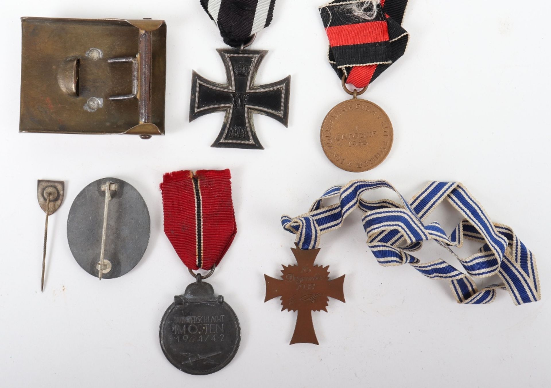 WW1/WW2 German medals and Buckle - Image 5 of 6