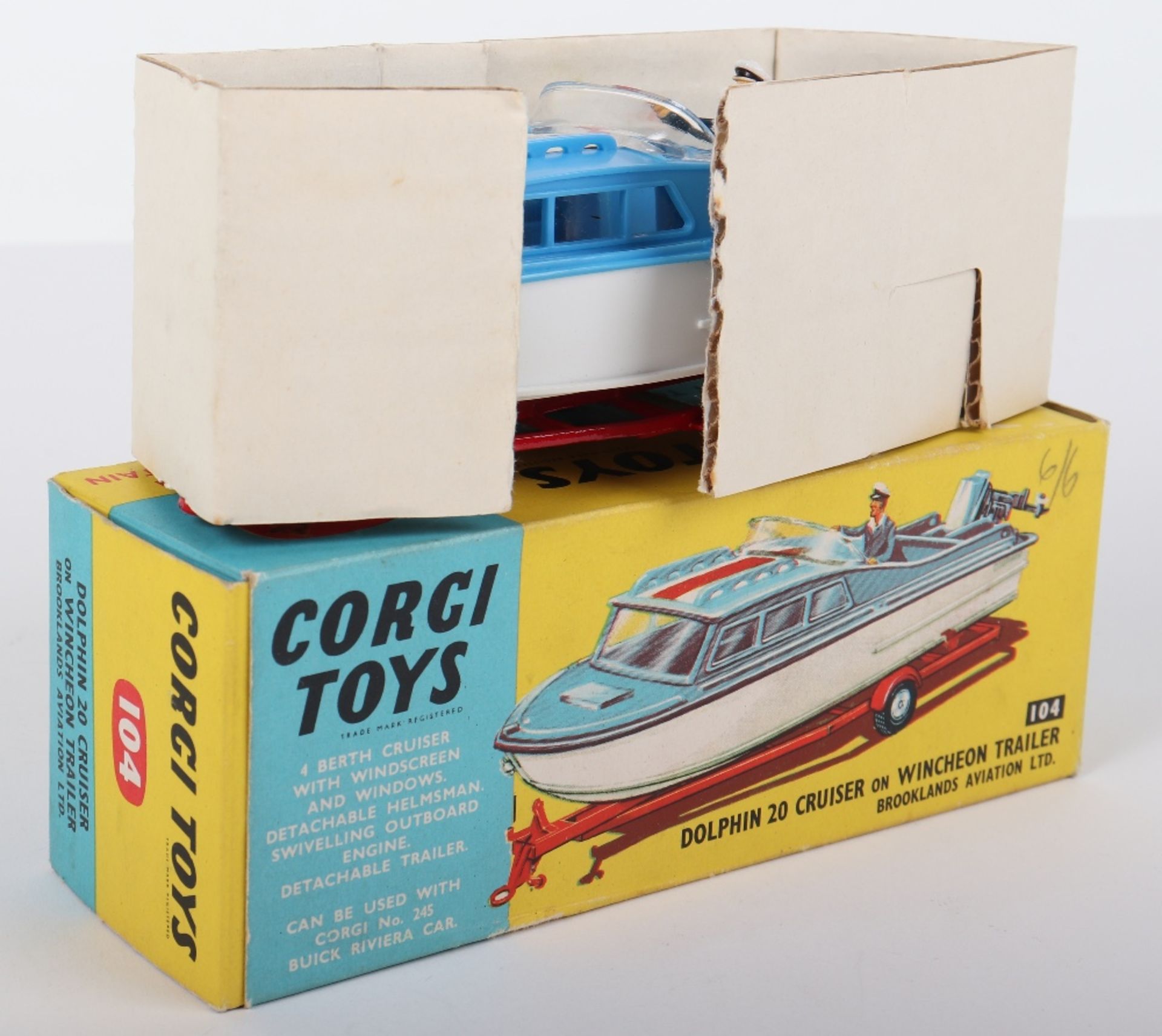 Corgi Toys 104 Dolphin 20 Cruiser on Wincheon Trailer - Bild 3 aus 3