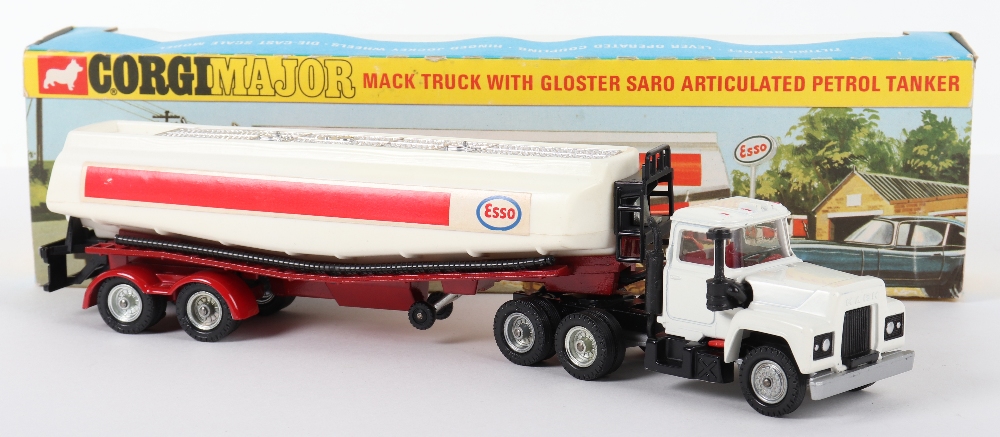 Corgi Major Toys 1152 Mack truck with Gloster Saro Articulated Esso Petrol Tanker - Image 5 of 5