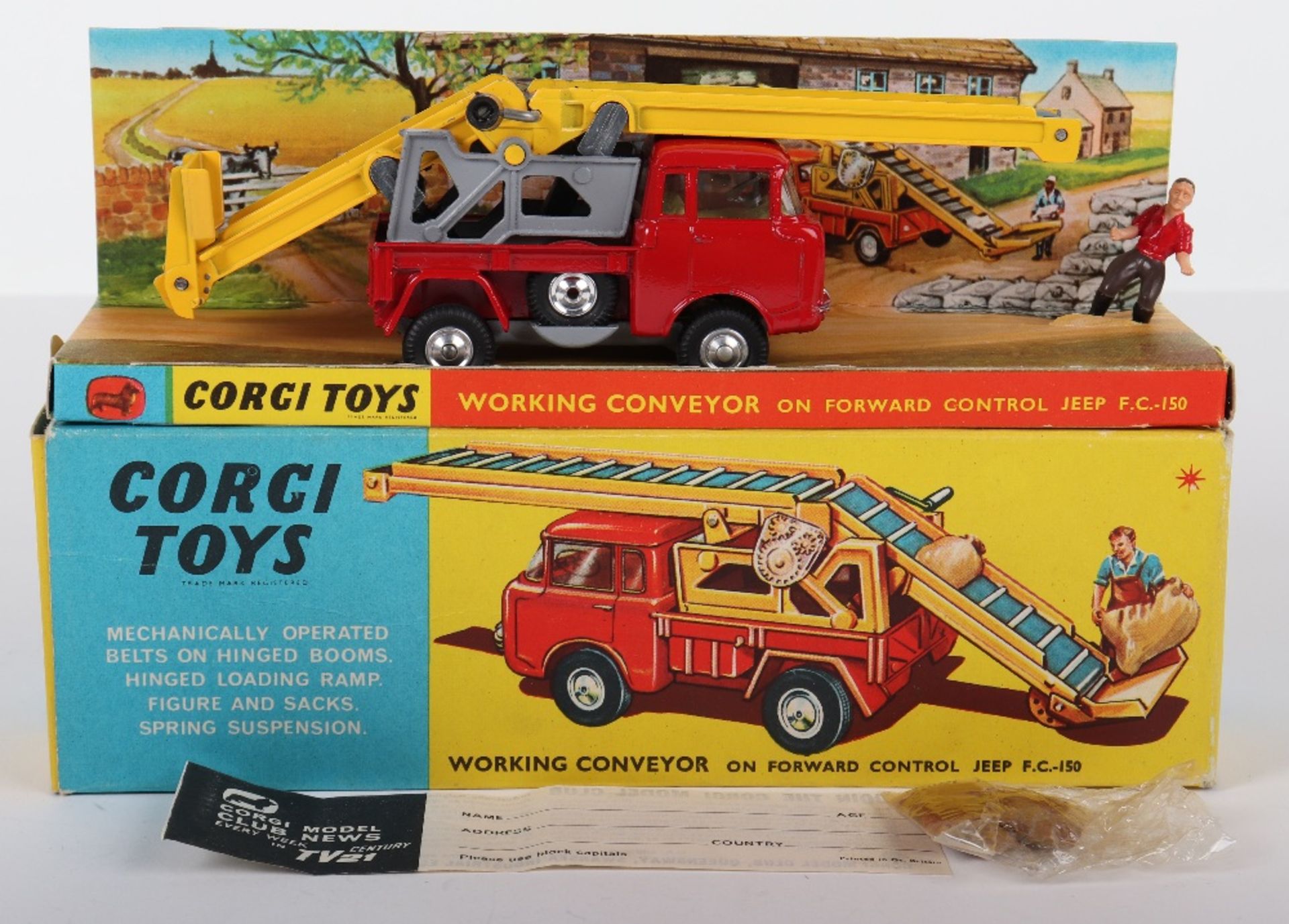 Corgi Toys Set 64, Working Conveyor On Forward Control Jeep F.C.-150 - Bild 2 aus 6