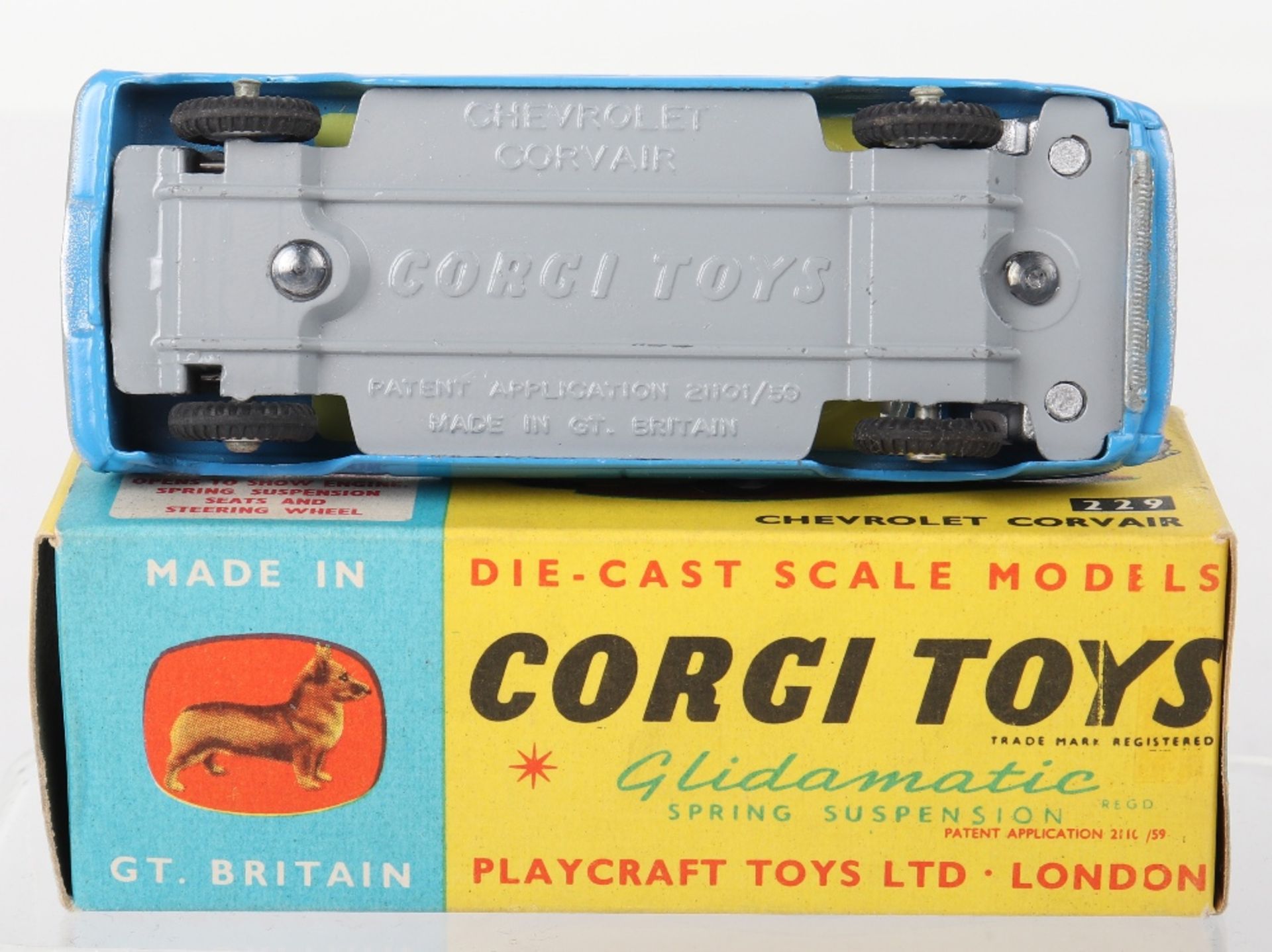 Corgi Toys 229 Chevrolet Corvair - Bild 4 aus 6
