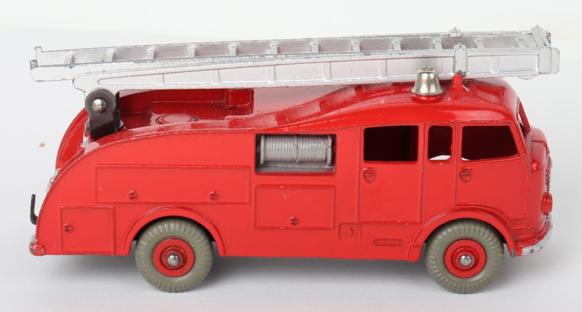Dinky Toys 555 Commer Fire Engine - Bild 3 aus 6