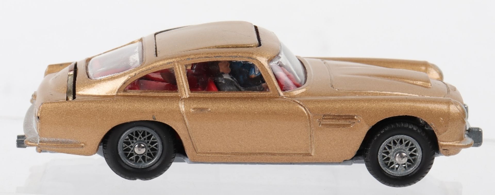 Corgi Toys 261 James Bond Aston Martin D.B.5 from the Film “Goldfinger” - Bild 7 aus 11