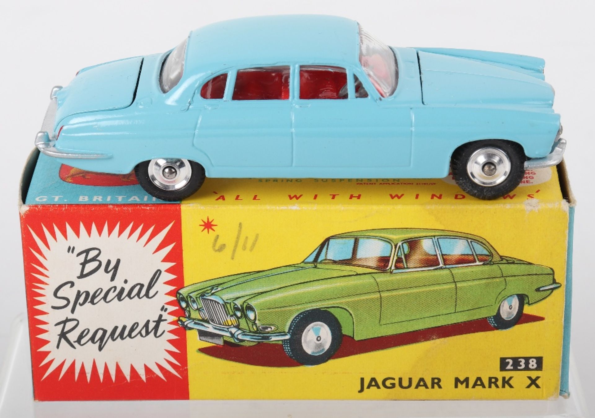 Corgi Toys 238 Jaguar Mark X - Bild 2 aus 5