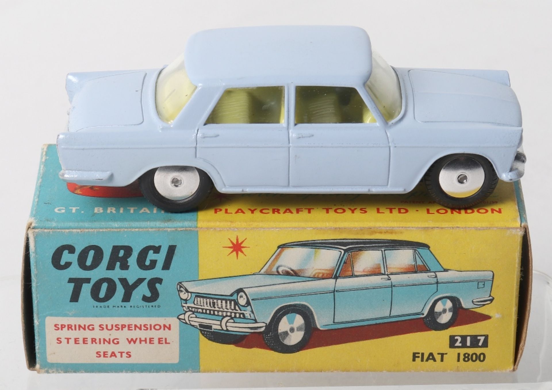 Corgi Toys 217 Fiat 1800 - Bild 2 aus 4