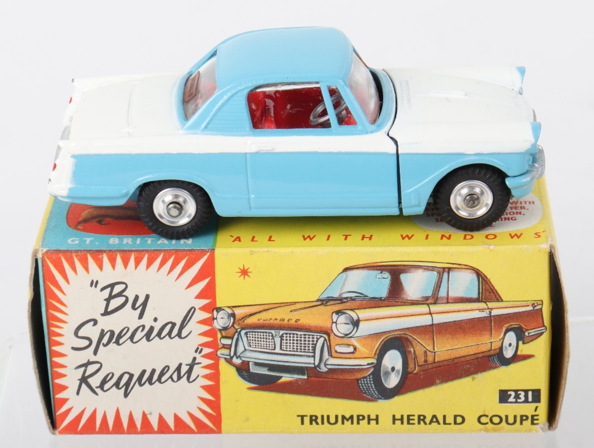 Corgi Toys 231 Triumph Herald Coupé - Bild 2 aus 5