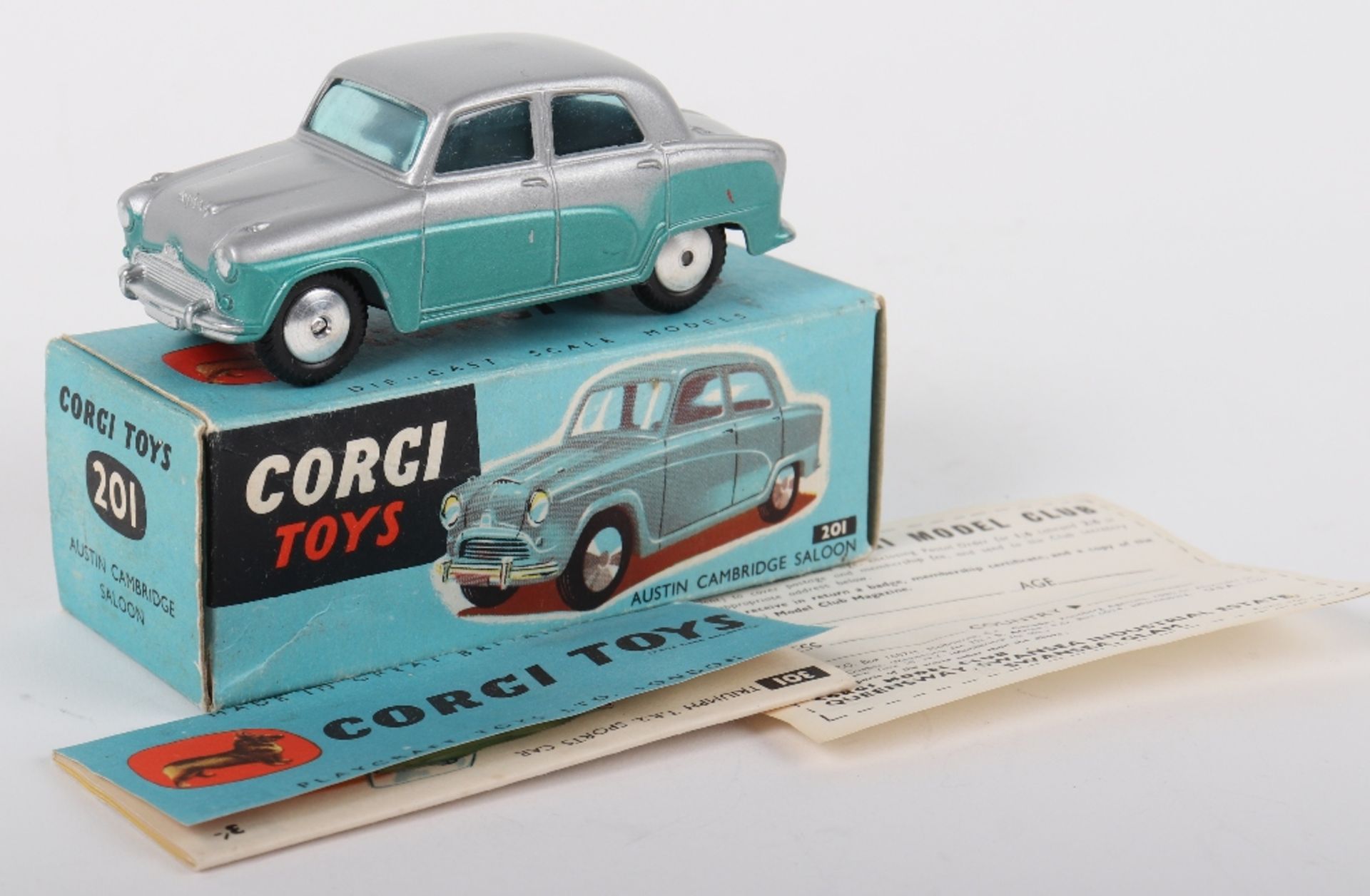 Corgi Toys 201 Austin Cambridge Saloon