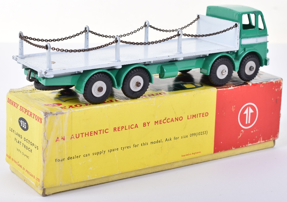 Dinky Supertoys 935 Leyland Octopus Flat Truck with Chains - Image 2 of 3