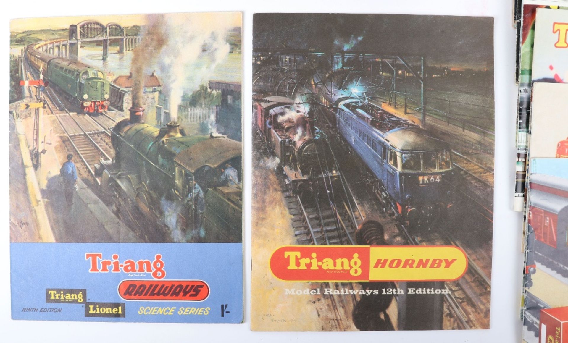 Tri-ang catalogues and reference books - Bild 2 aus 6