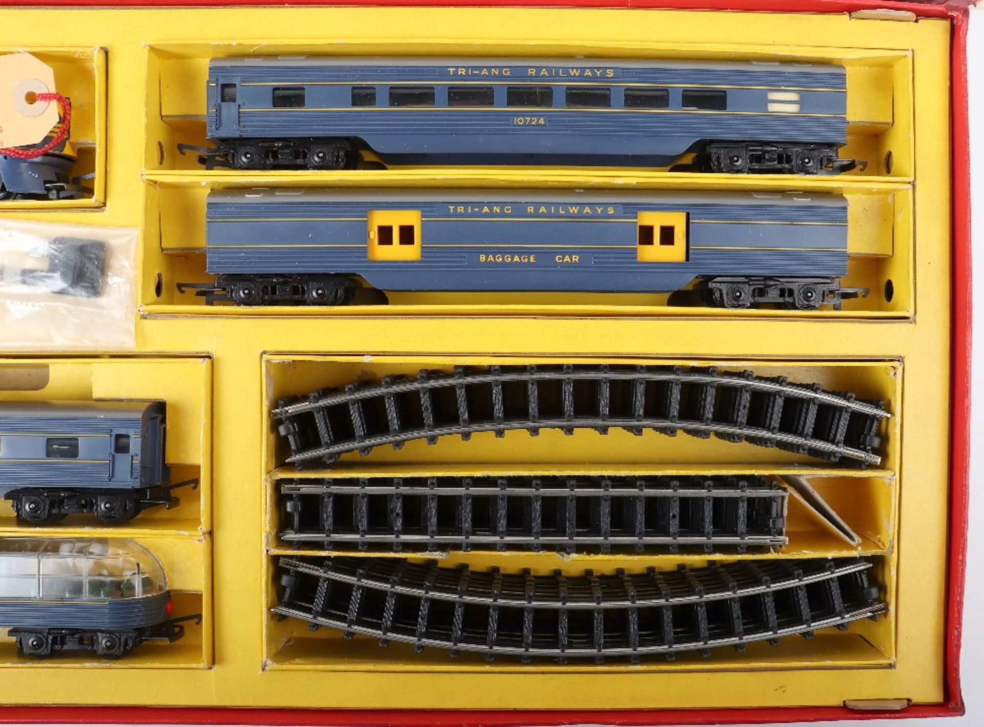 Tri-ang 00 gauge RS.14 Diesel Passenger train set - Bild 3 aus 6