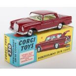 Corgi Toys 230 Mercedes Benz 220 Se Coupe