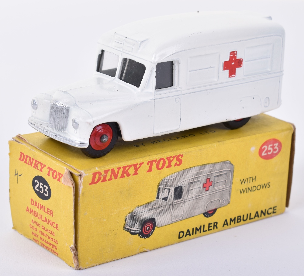 Dinky Toys 253 Daimler Ambulance with windows