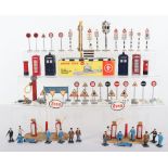 Dinky Toys Road Signs Accessories Petrol Pumps