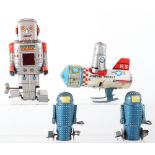 Four Japanese tinplate wind-up Robots, 1950s/60s