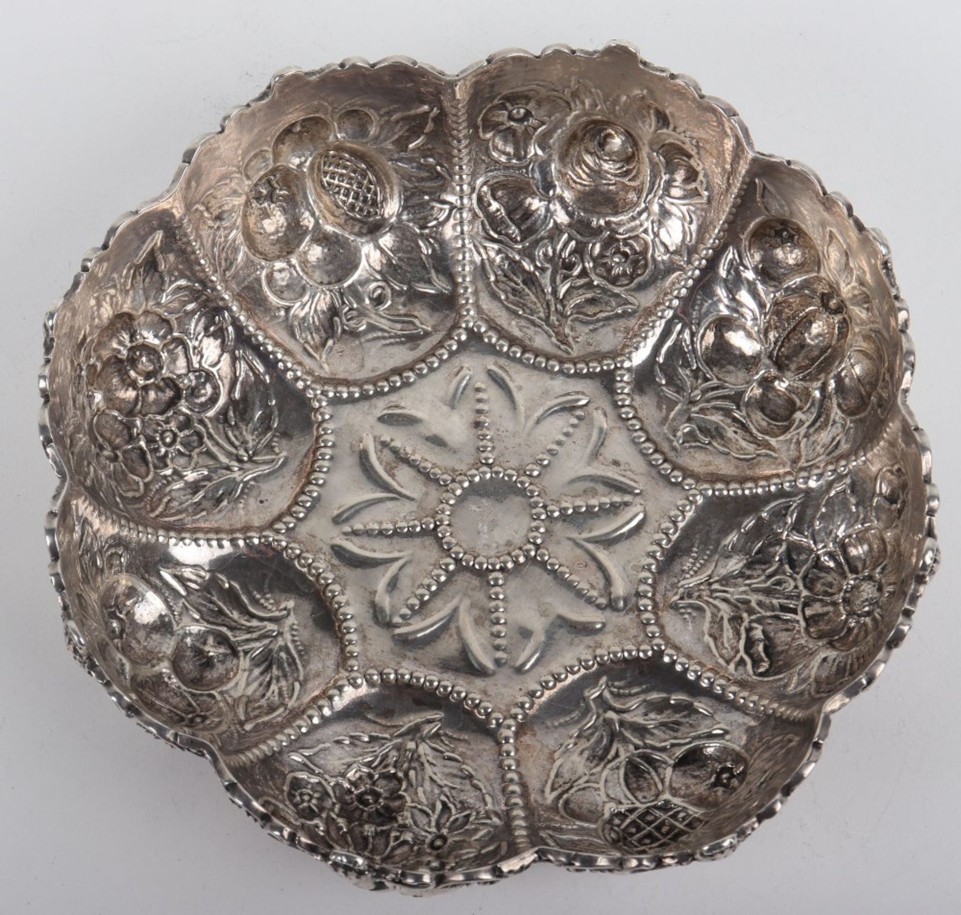 A Victorian silver chased bowl, William Cripps, London 1884 - Image 3 of 7