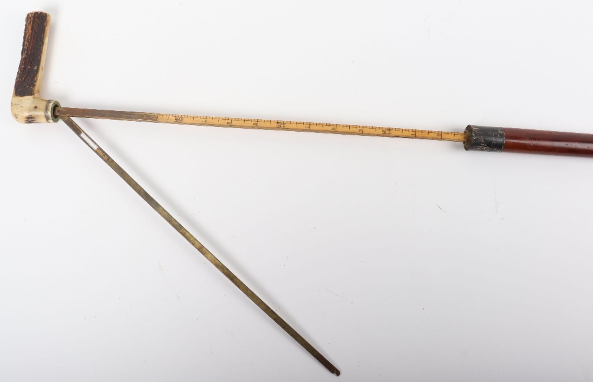 An Edwardian walking stick with spirit level (lacking liquid) and scaled ruler, with horn handle - Image 10 of 14